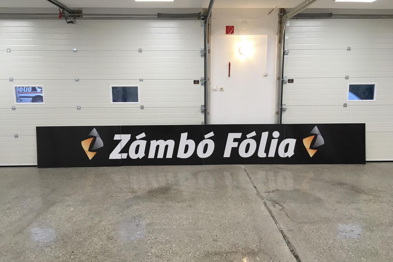 Zámbó Fólia